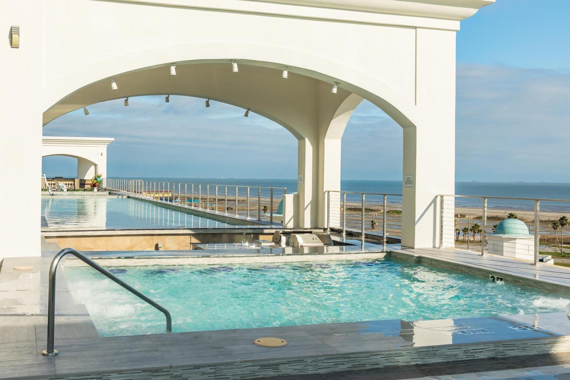 Emerald By The Sea Retreat Галвестън Стая снимка